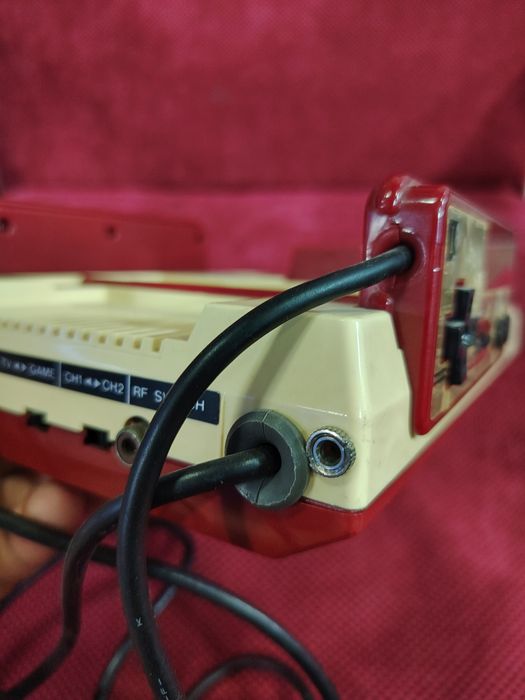 Nintendo Famicom