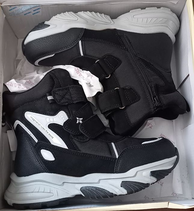 Ботинки 35р новые