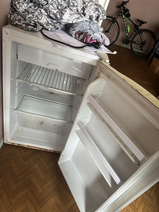 Малък хладирник+фризер