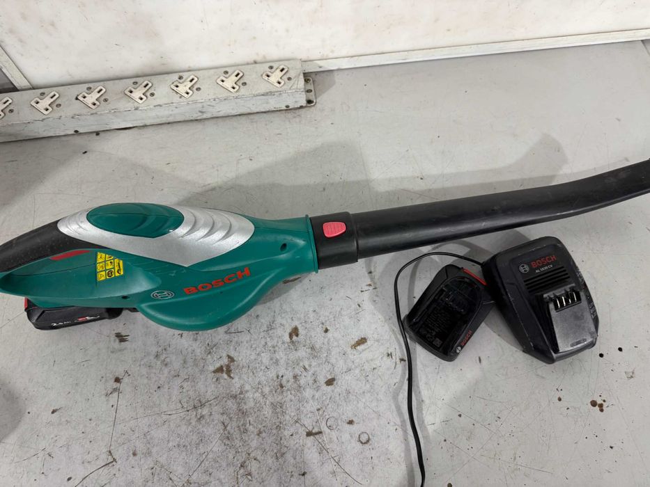 Духалка за листа  - Bosch ALB 18 Li