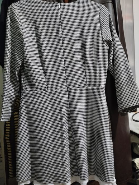 Нова дамска рокля.