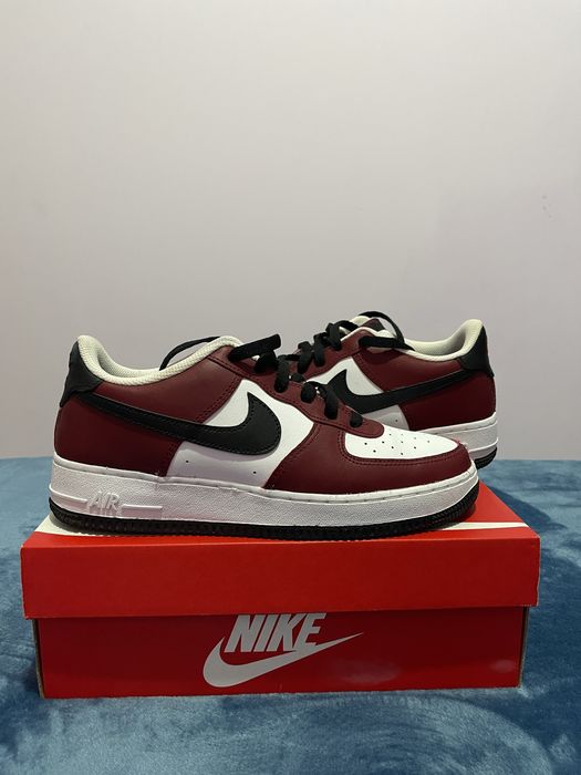 De vanzare, Nike Air Force 1