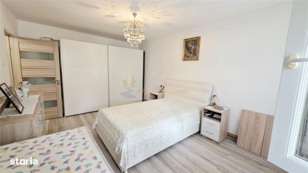 Apartament 3 Camere 65 Mp Manastur Zona Mogosoaia