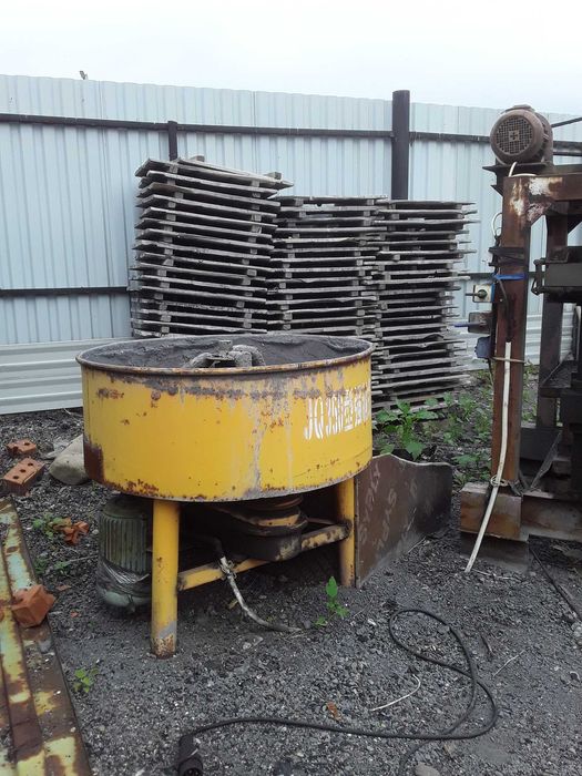 Шлакоблочный станок