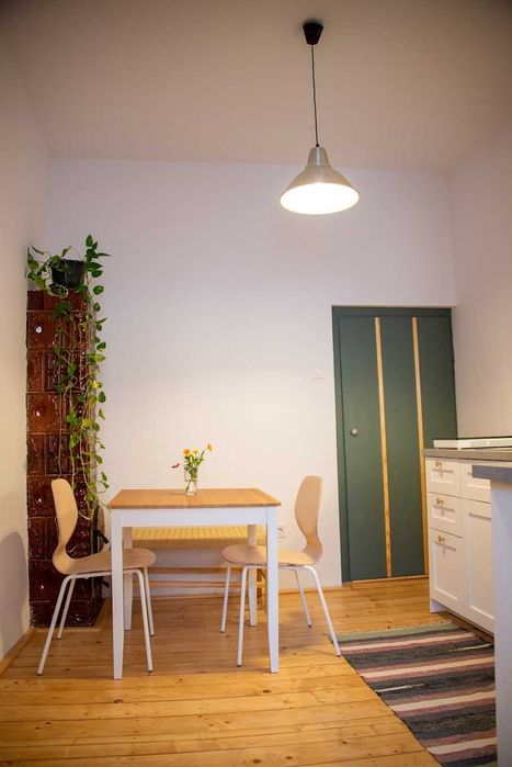 Închiriez apartament la curte comună zona Elisabetin