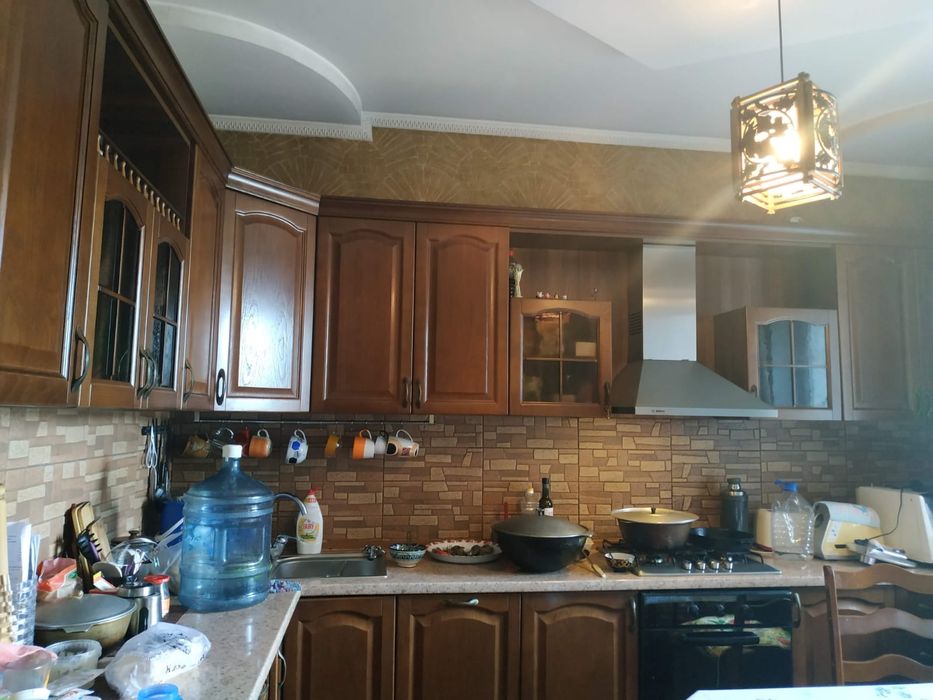 Продам дом 2 Х этажный с подвалом