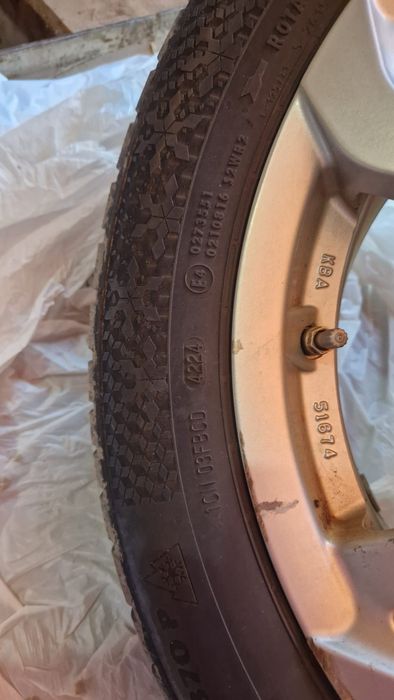 Vand set 4 jante aliaj cu anvelope de iarna Continental pt Hyundai Kona R17