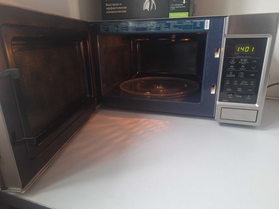Микроволновая печь