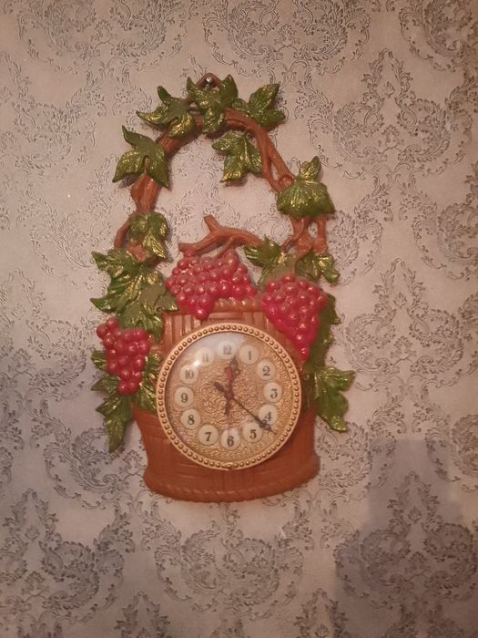 Часы настенные. Производство СССР.