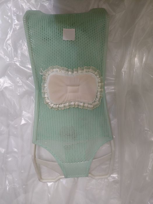 Продам подставку для купания малыша