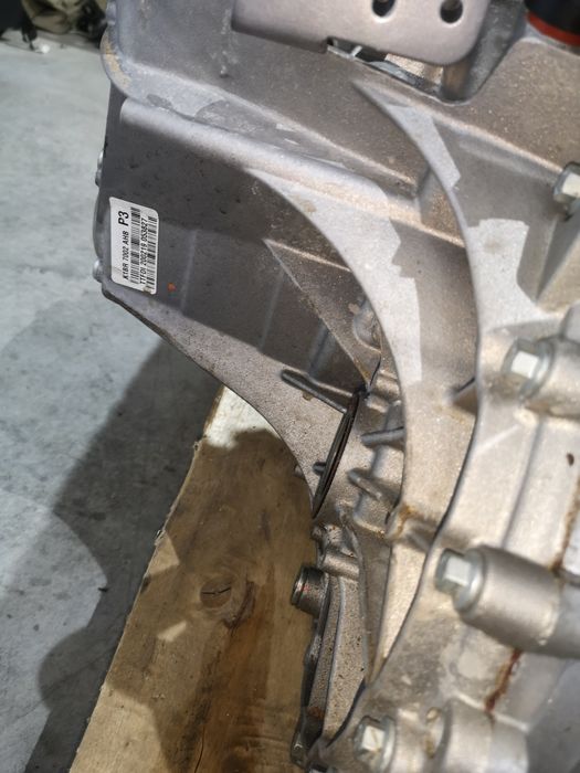 Cutie viteze manuala 6 trepte 1.5 ecoboost YZJA 200CP ford fiesta mk8