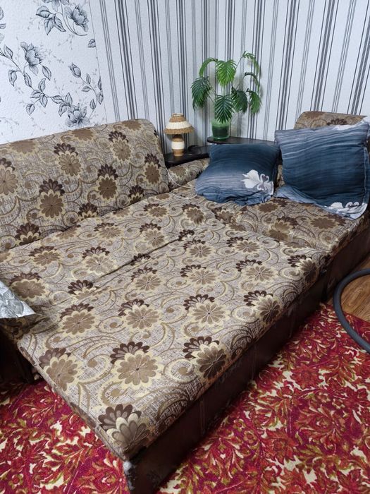 Отдам даром диван и кресло