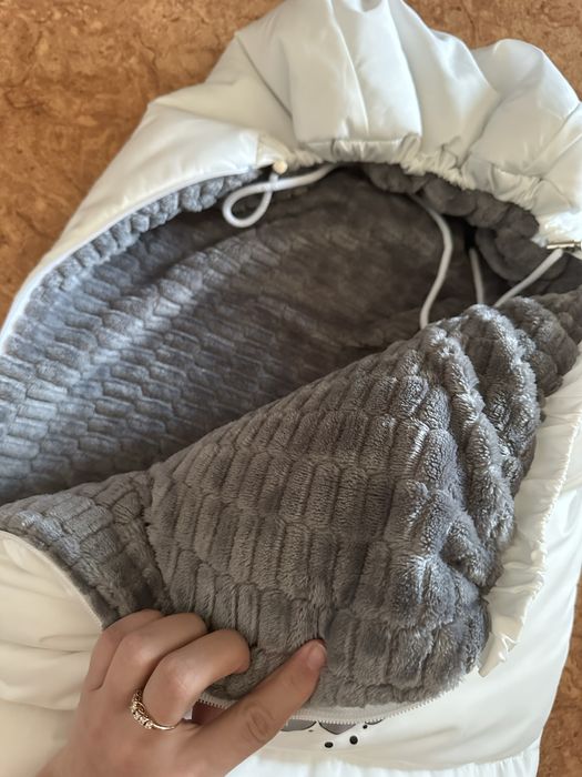 Продам зимнтй кокон