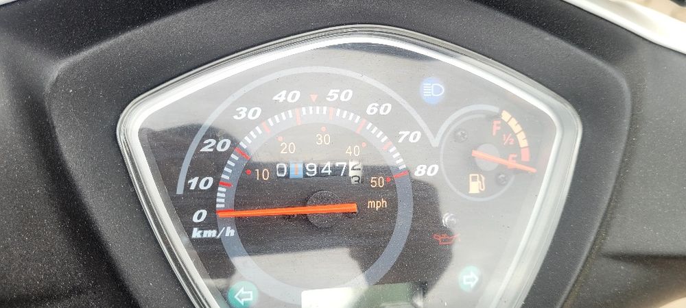 Scuter kymco super 8 an 2010