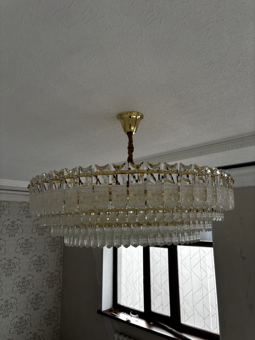 Жаңа 1 метірлік люстра сатылады!