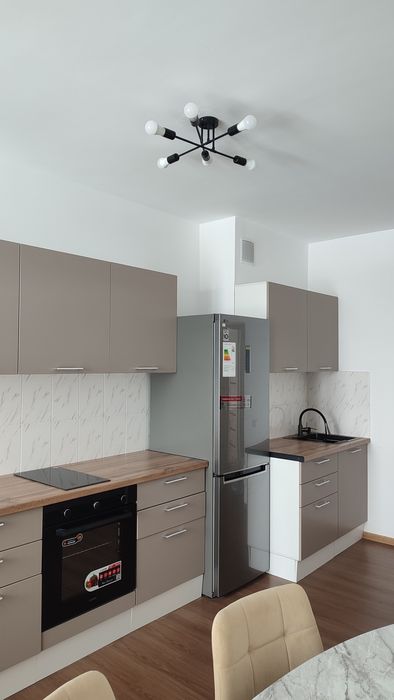 Сдается 2 ух комнатная квартира