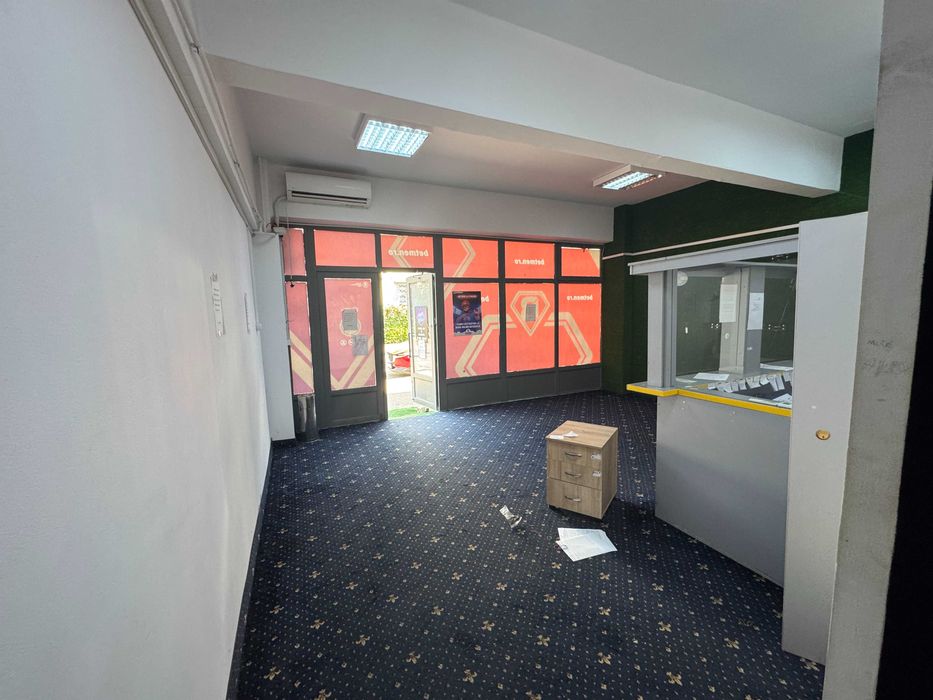 Spatiu comercial 60 m.p. in Complex Baicului stradal