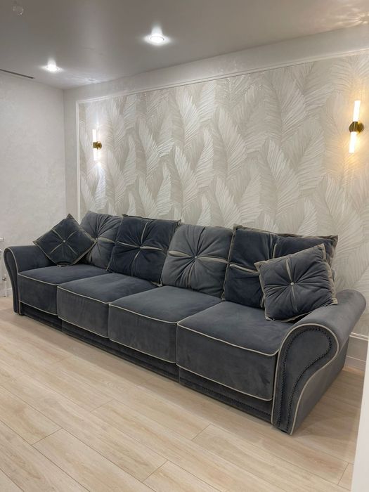 Продам диван, шторы в подарок