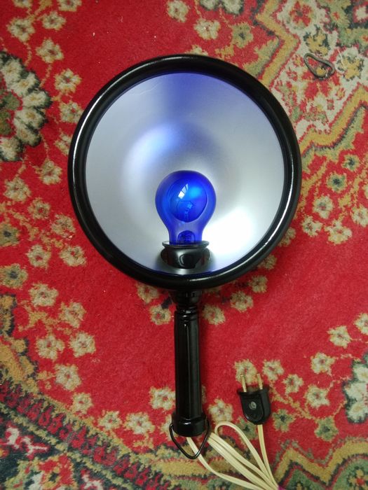 Синие ( Кук ) и красные лампы