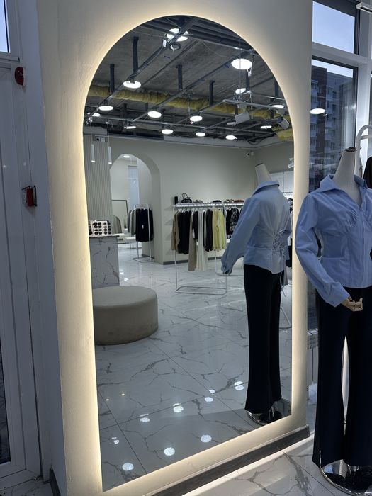 Продаем оборудование для магазина одежды