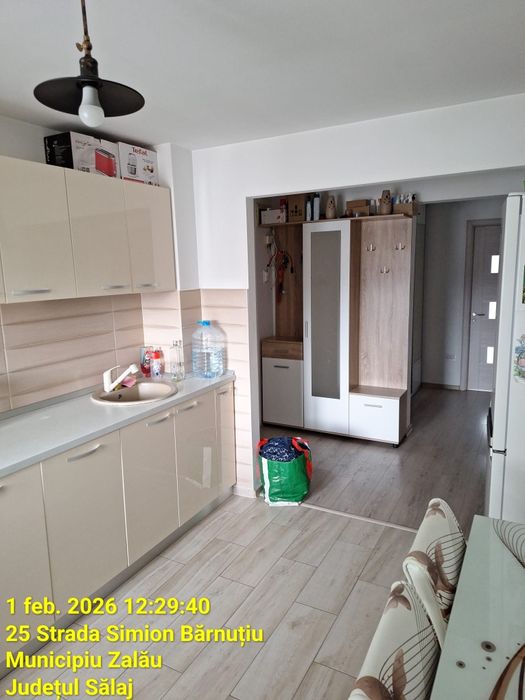 Apartament 3 camere, 72 mp, zona Casa Armatei