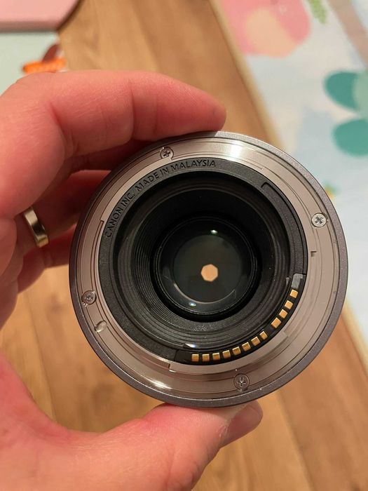 Canon 1.8 usm obiectiv fix dslr sau inel mirorless sau 40 fix mirorless