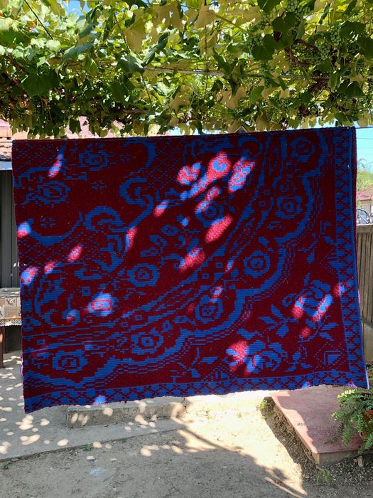 Vând lipideu (cuvertură veche)