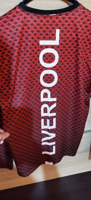 Ливърпул фланелка с дълъг ръкав (размер S)