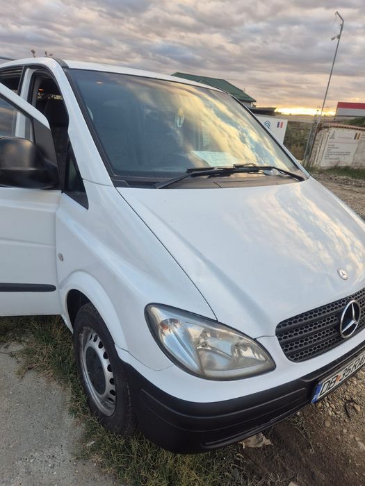 Vând Mercedes vito 22