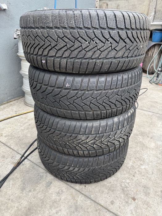 4 anvelope iarna Uniroyal WinterExpert 235/55r17 103V XL M&S