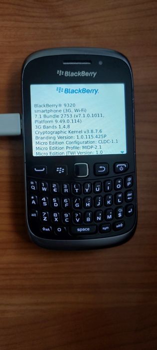 Blackberry curve 9320