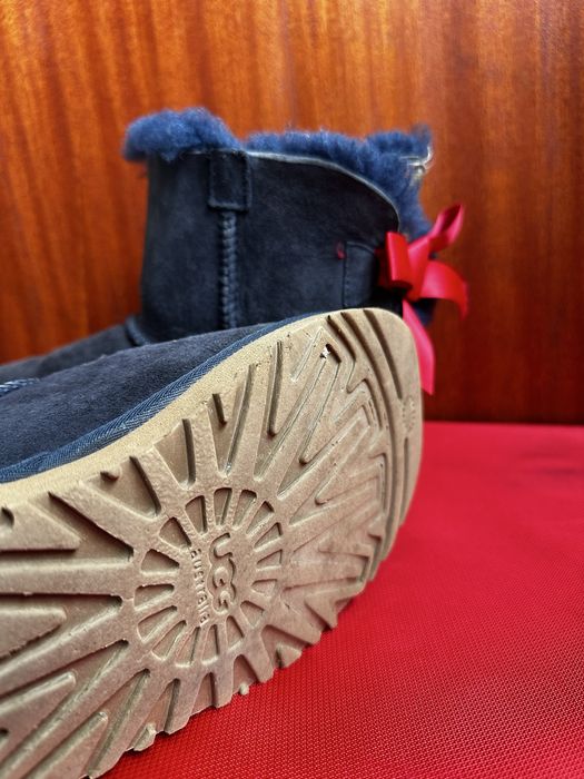 Зимни дамски обувки UGG