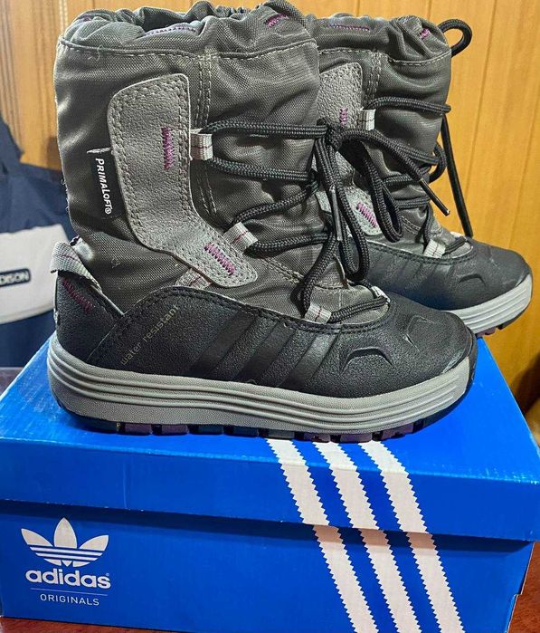 Продам детскую обувь.В отличном состоянии.