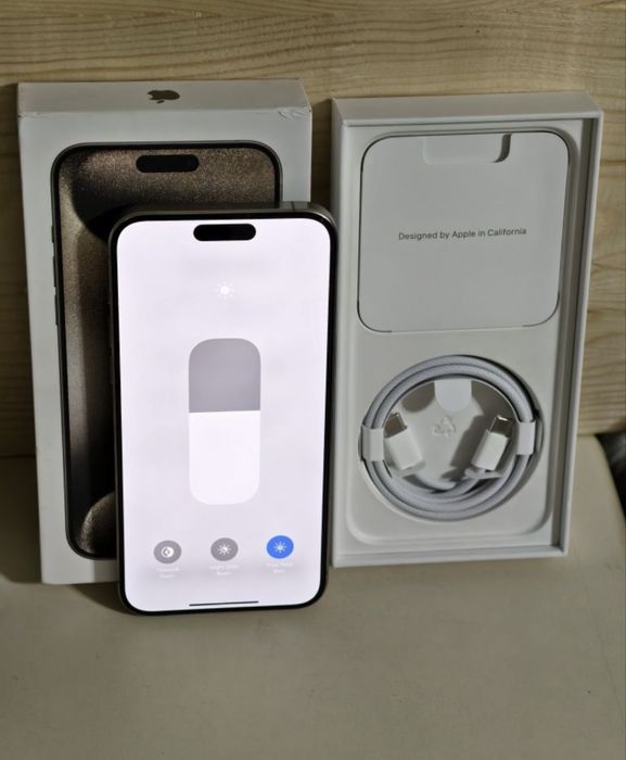 Продам i phone 15 pro
