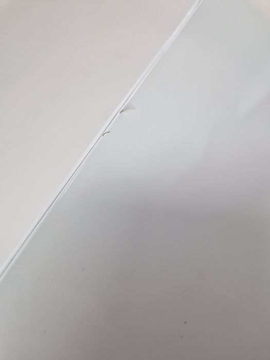 Продам вертикальную морозильную камеру