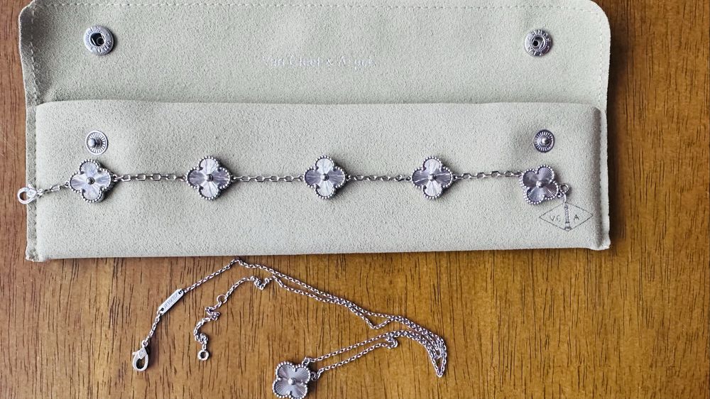 Страхотен комплект Van Cleef