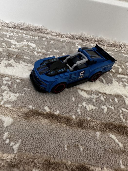 Продам конструктор chevrolet comaro