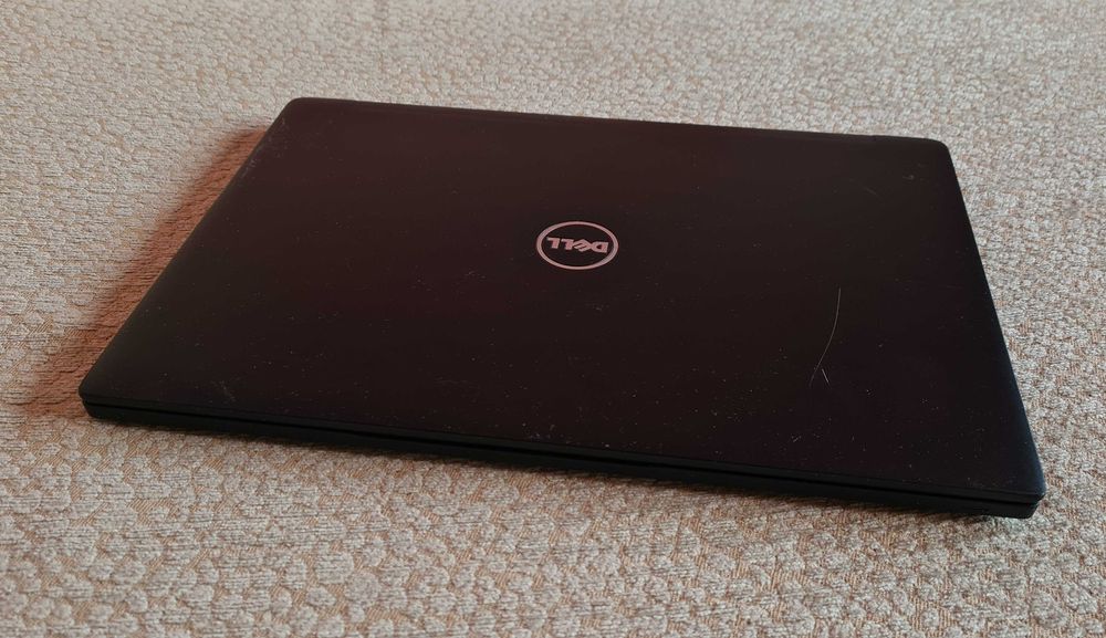 Laptop Dell E7280, Full HD, procesor i5 gen7, 8 GB DDR4, SSD 128 GB