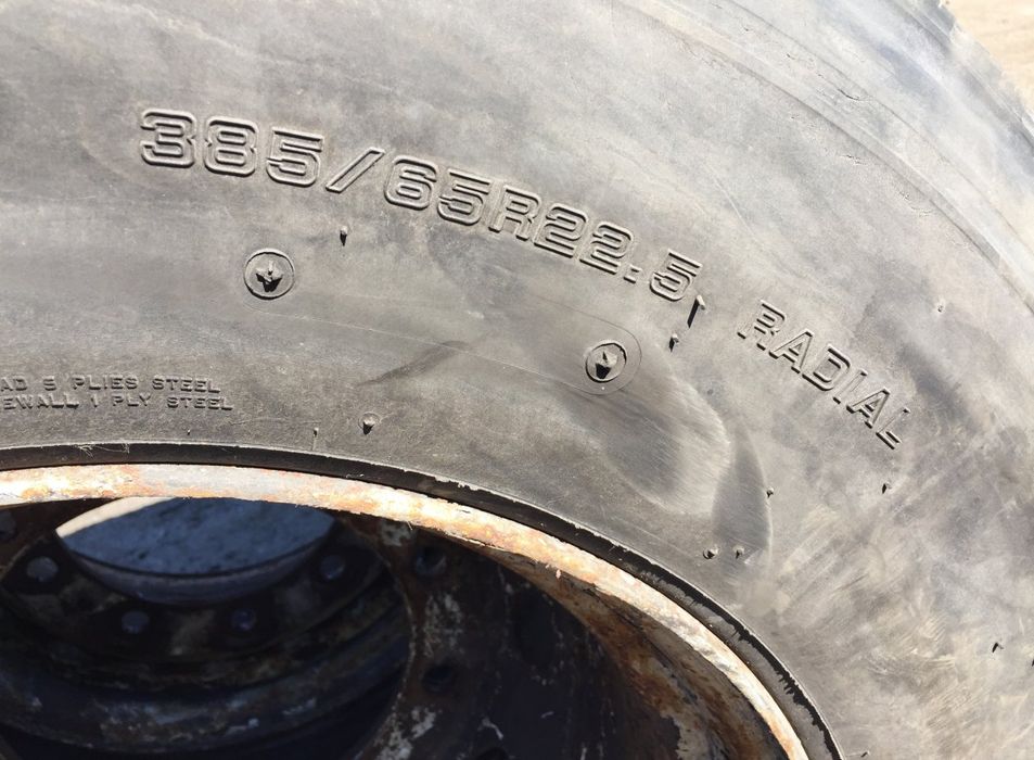 385/65R22,5 Set de roți 2 bucăți FALKEN FH12, FH16, NH12, FH, VNL780 (1993-2014) VOLVO