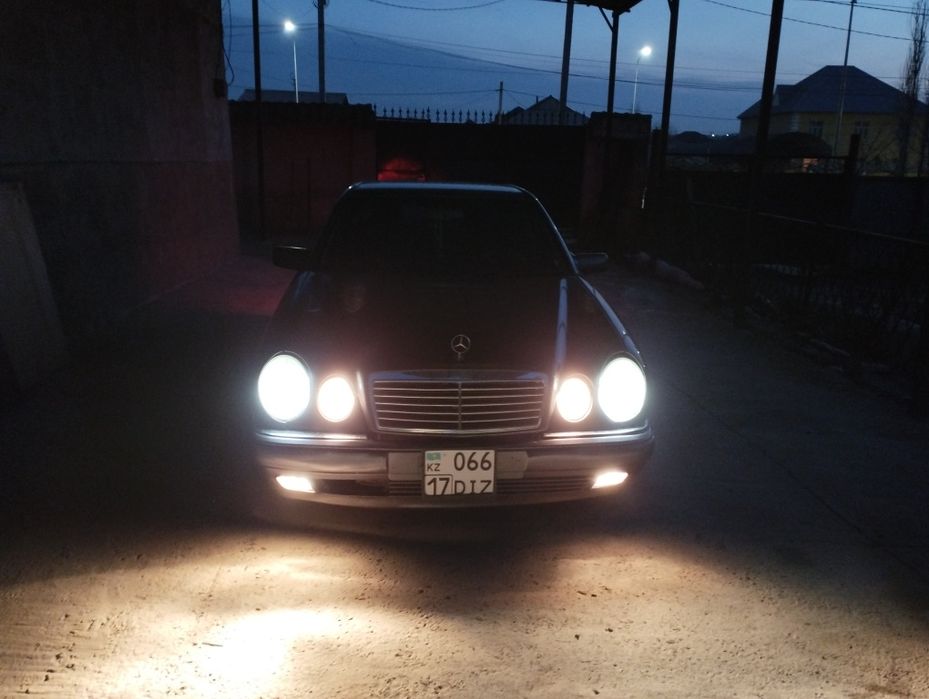 Продам Мерседес Е-230