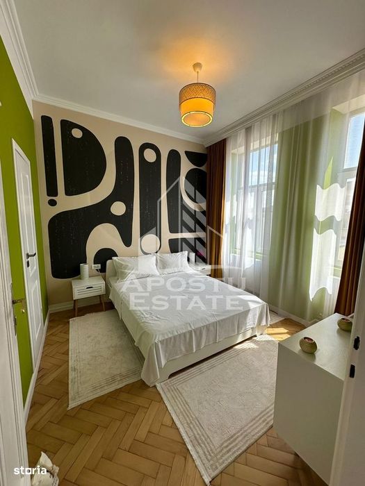 Airbnb ultracentral, in Timișoara, Piața Victoriei cladire restauranta — fotografia 1