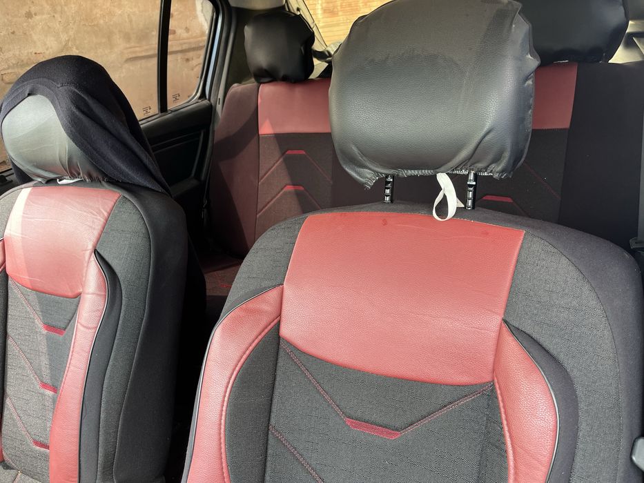 Продам машину Renault Sandero