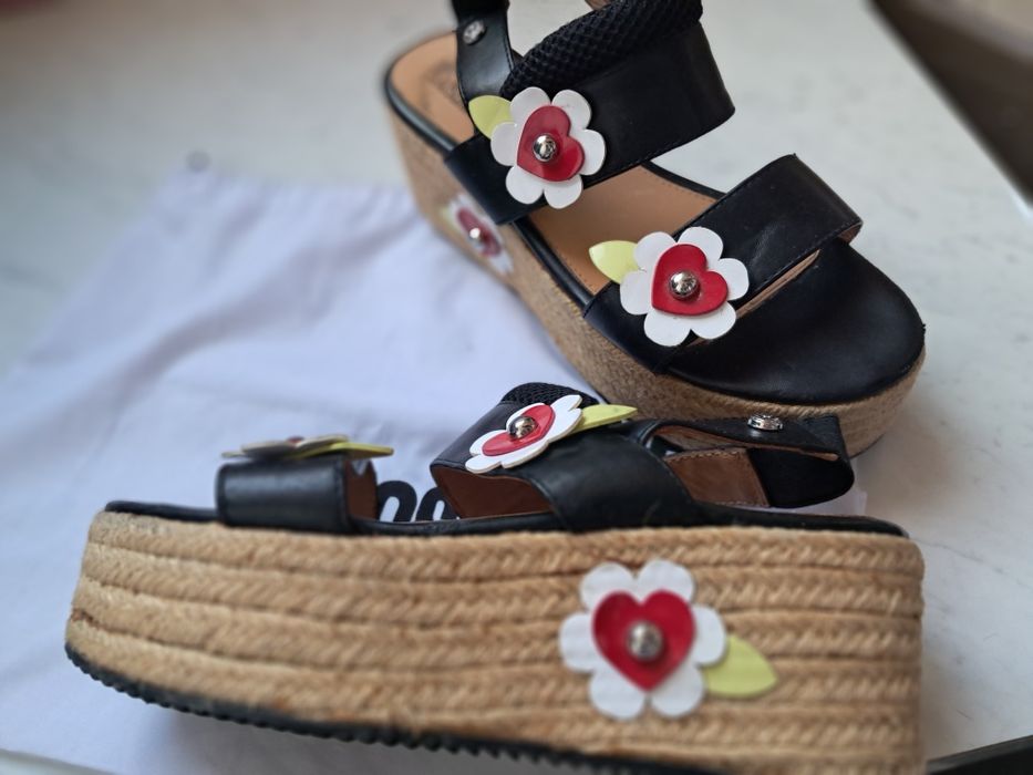 Сандали на платформа Love Moschino 38 номер