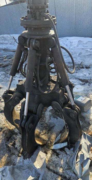 Грейфер металлоломный