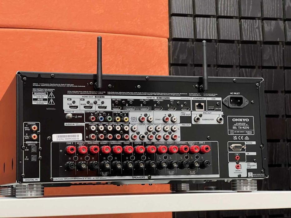 Onkyo TX-RZ70 аудио и видео ресивър