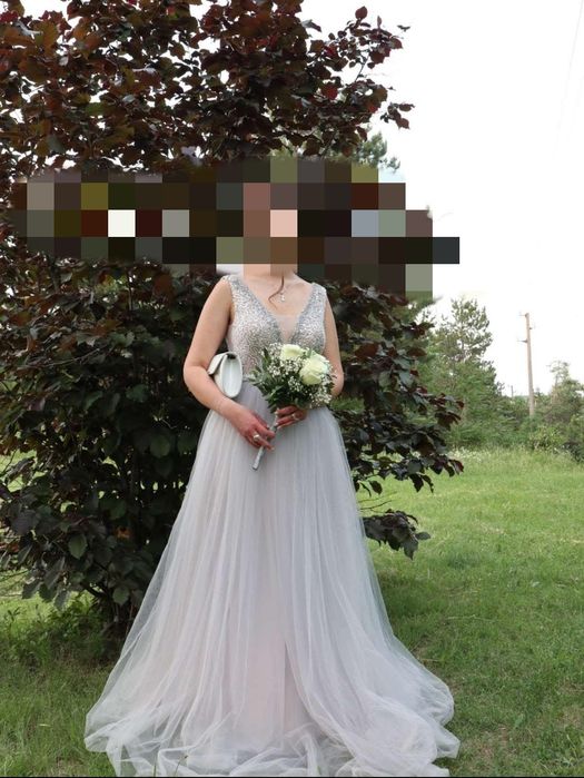 Тюлена бална рокля