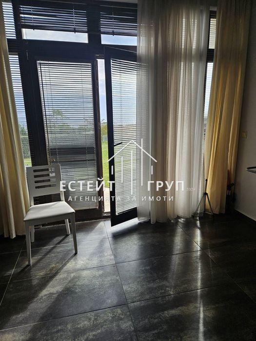 Продава се Къща в с. Топола, Област Добрич - 300 кв.м за 867 €/кв.м - Снимка #9