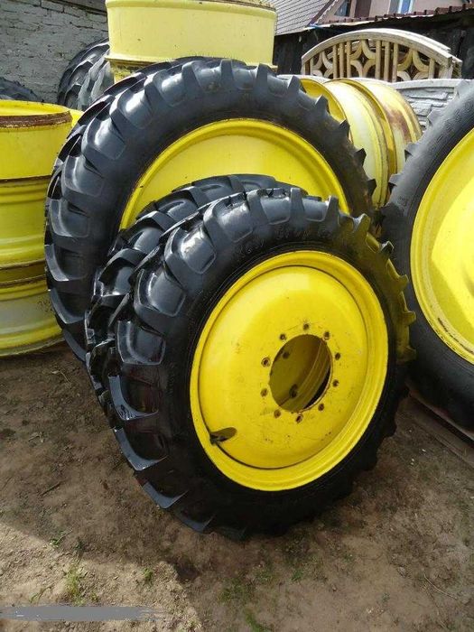 Roti tehnologice inguste pentru orice tip de tractor John Deere