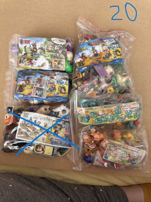 Играчки от яйца Киндер / Kinder