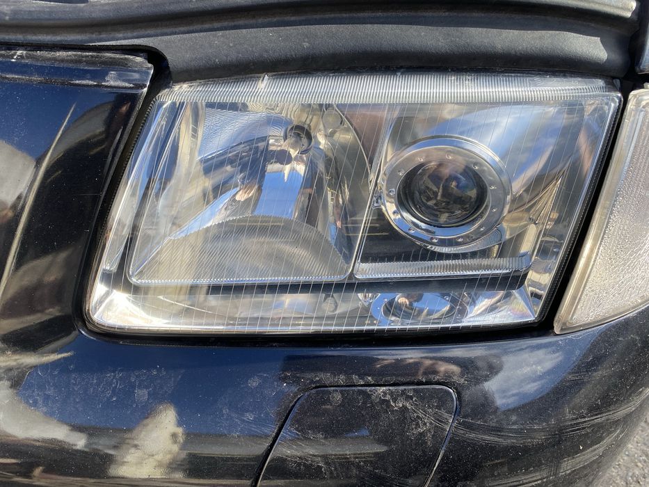 Фарове ксенон ауди с3 s3 2000г перфектни намалени